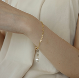 Baroque pearl bracelet