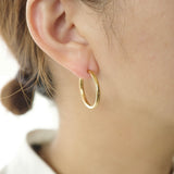 Simple hoop pierce