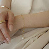 Baroque pearl bracelet