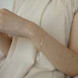 Baroque pearl bracelet