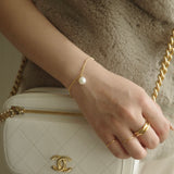 Amulet bracelet