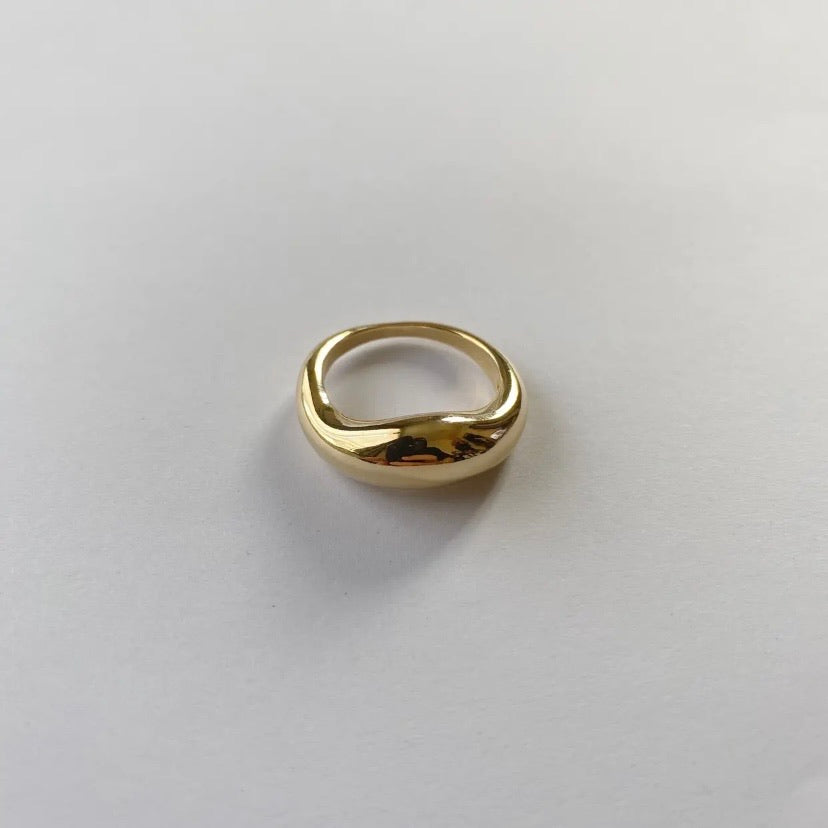 Ellipse ring gold