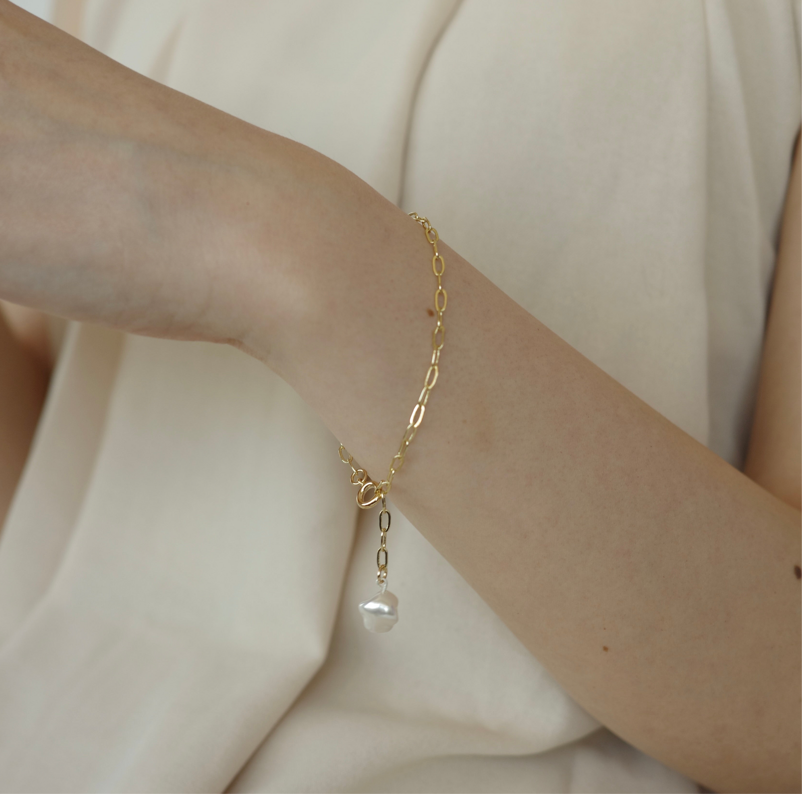 Baroque pearl bracelet – RUMÉL