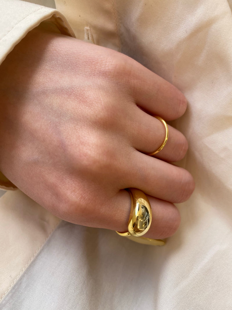 Lune ring gold