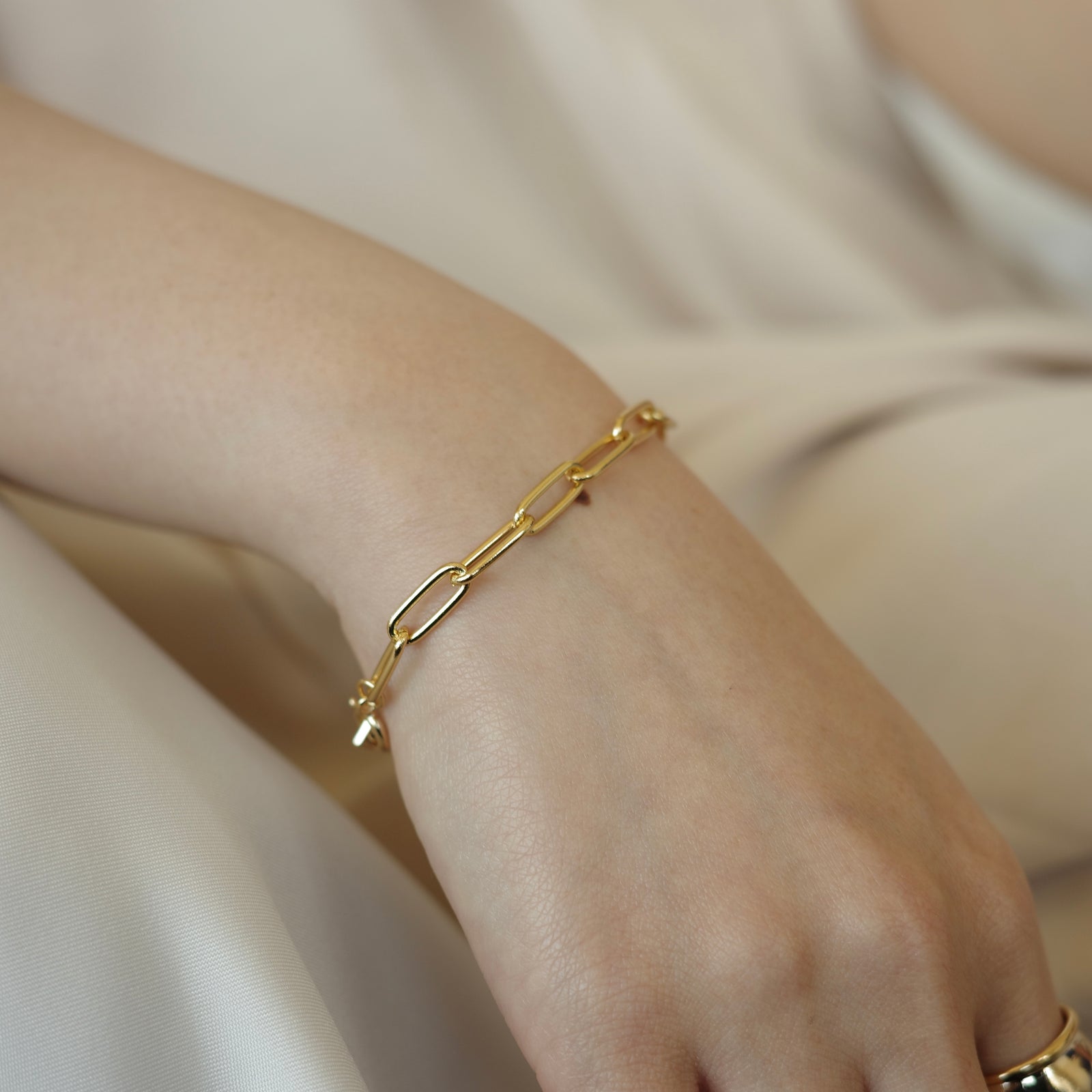 【お値下】RUMEL 18KGP ネックレス&ブレスレットセット 18KGP OVAL SET (Necklace × Bracelet) – RUMÉL