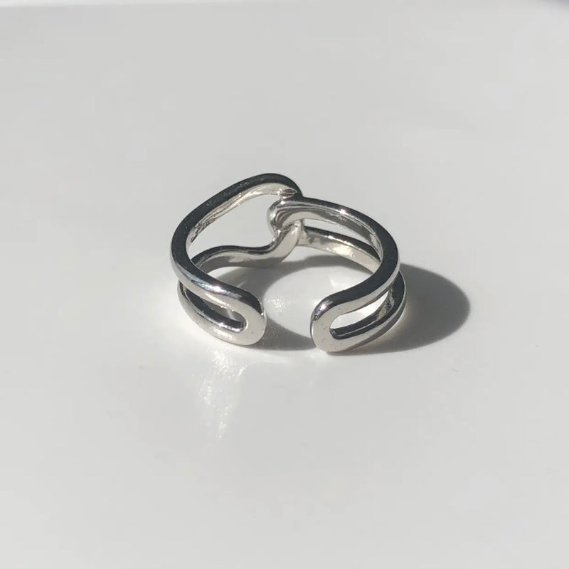 Cravate ring silver
